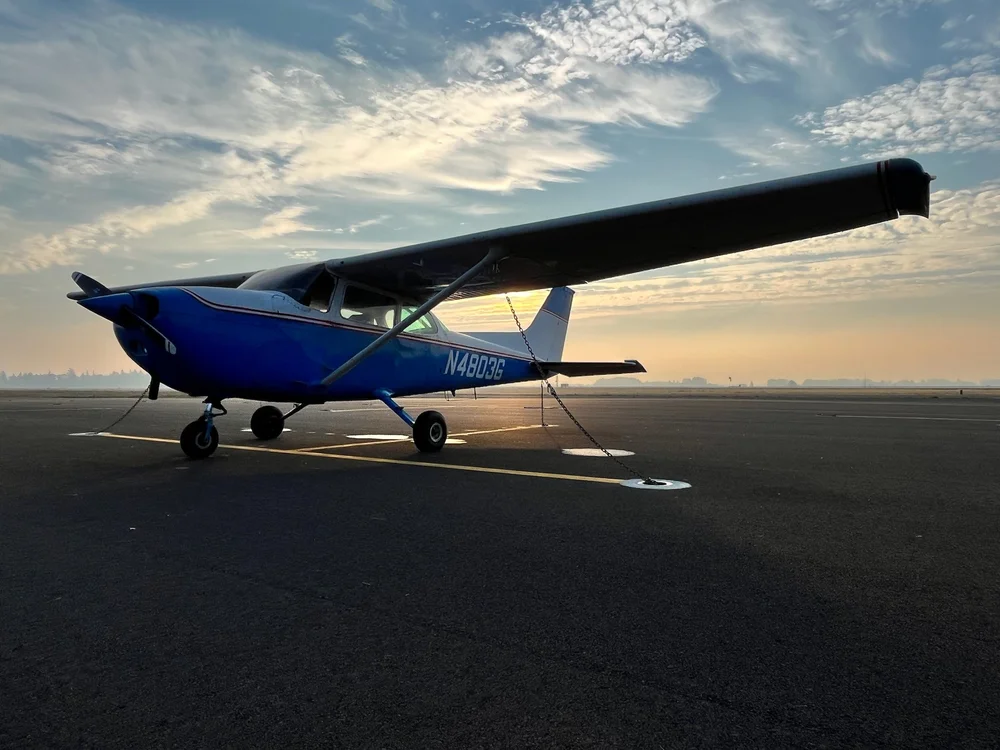 Cessna 172 — additional exterior view