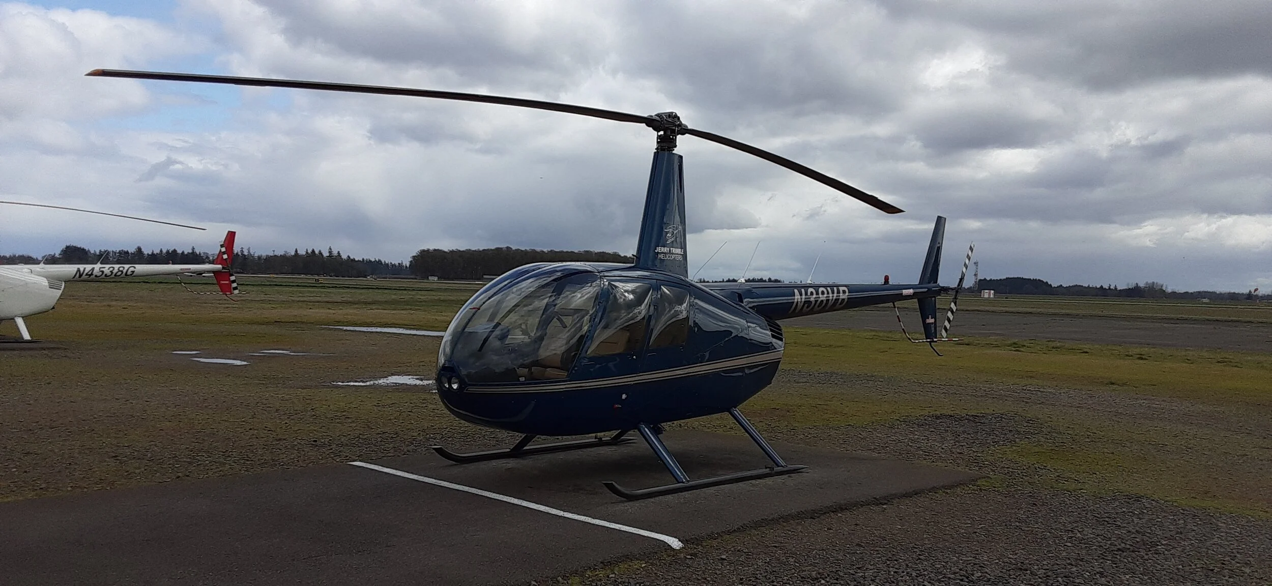 Robinson R-44 Raven II helicopter